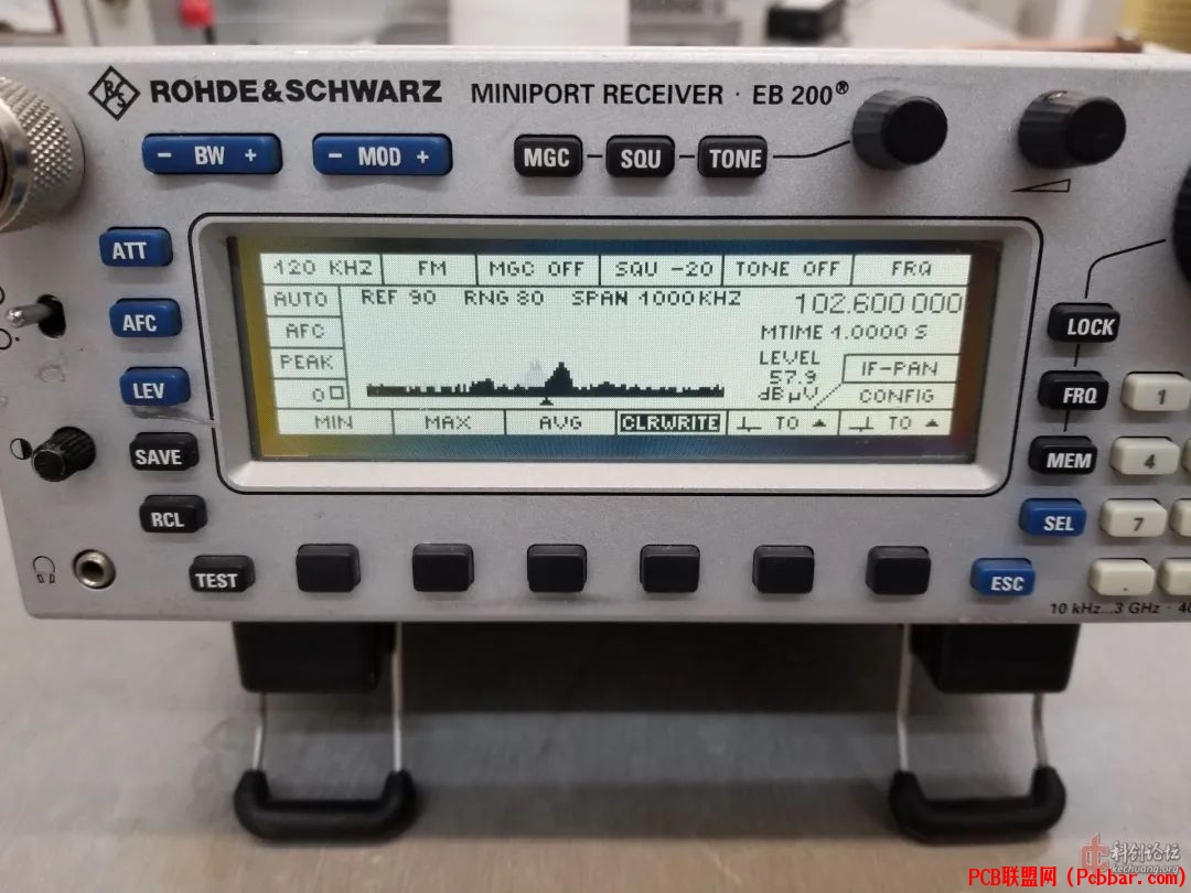 04dskf1w5pb640199918.jpg