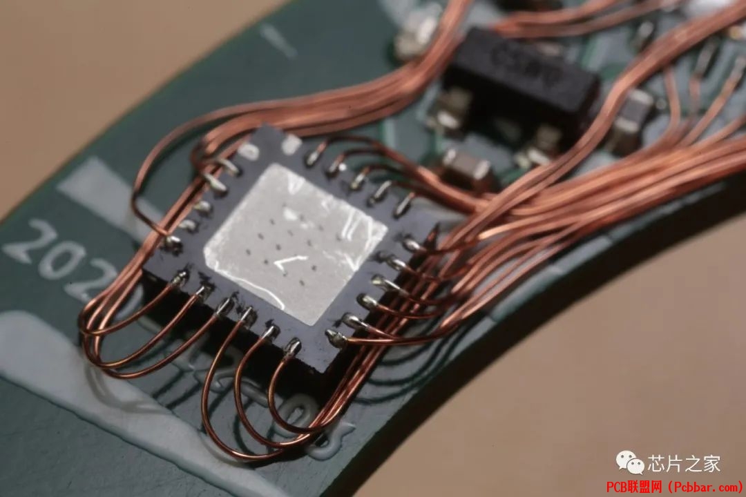 55uo45x1rj164066504.jpg