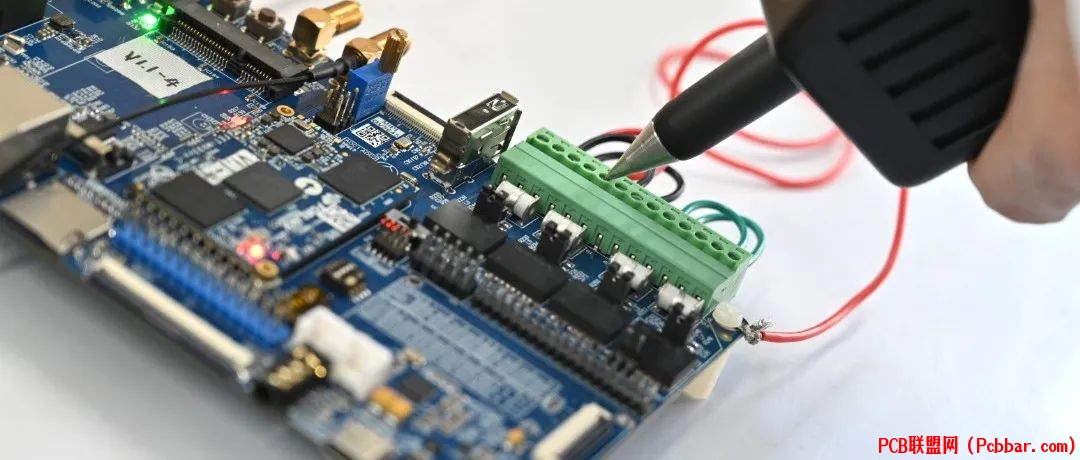 xfsiczms1ti6407376651.jpg