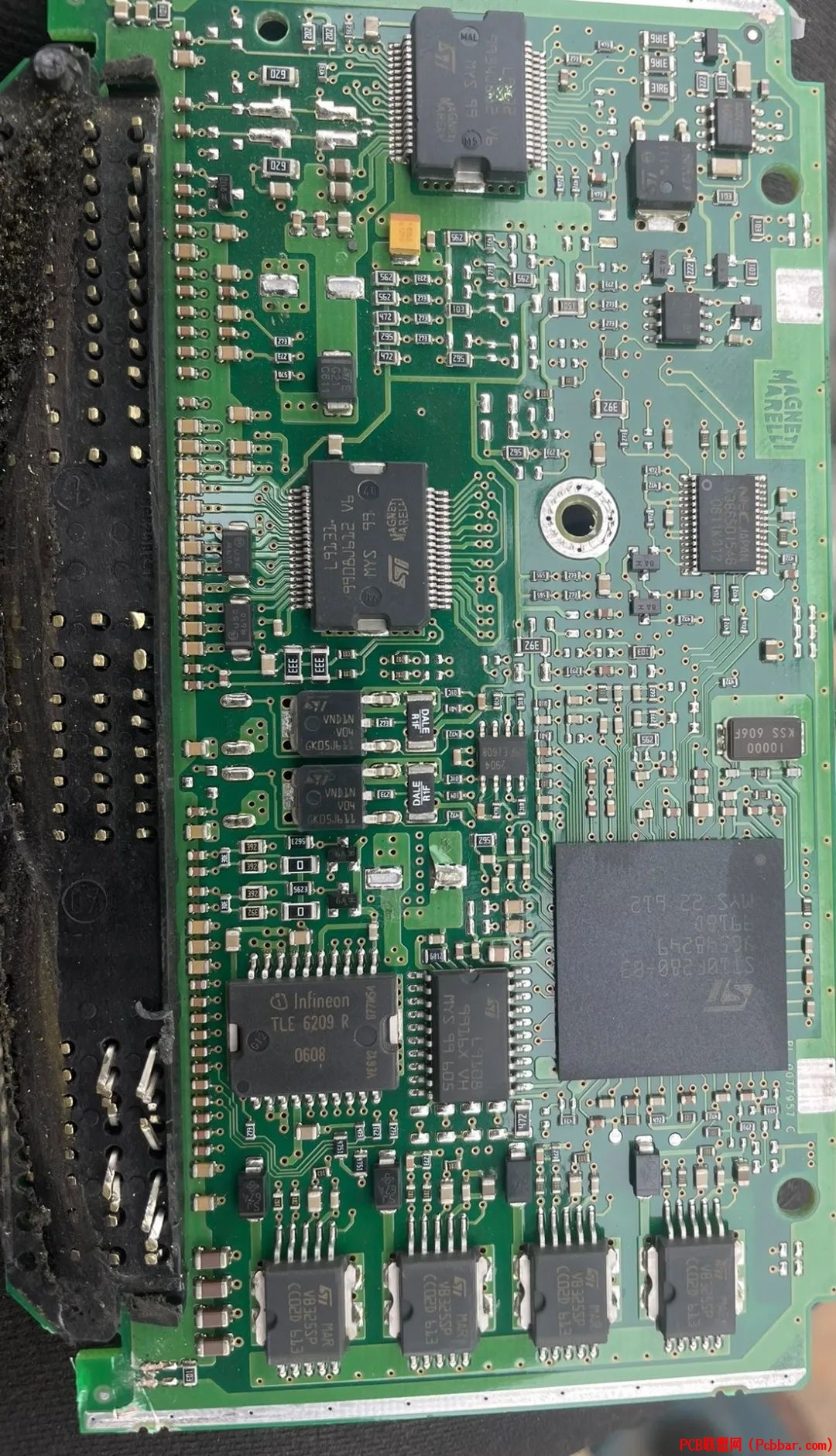 ud13klfpvdp64041742.jpg
