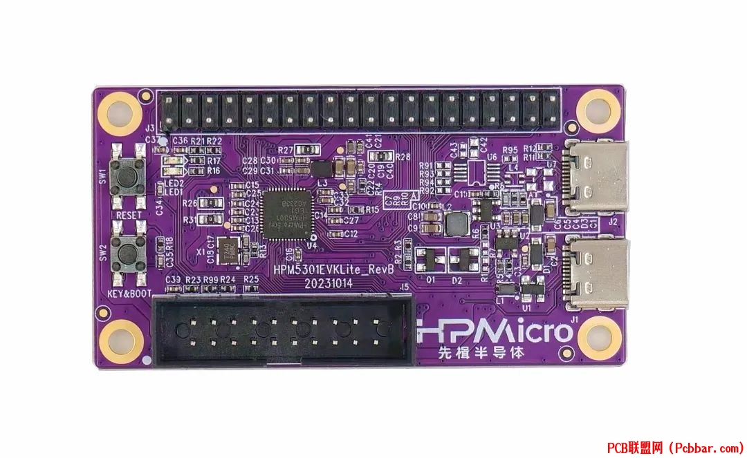 fmarqv40ro464017033406.jpg