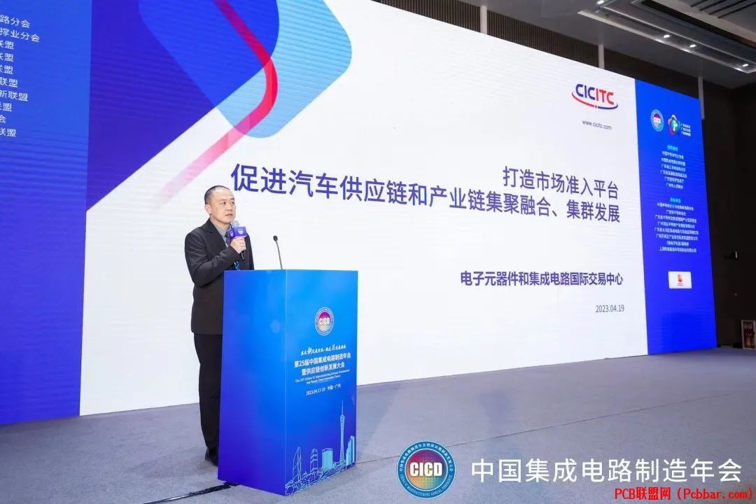 u3fq3qcpmox64050415432.jpg