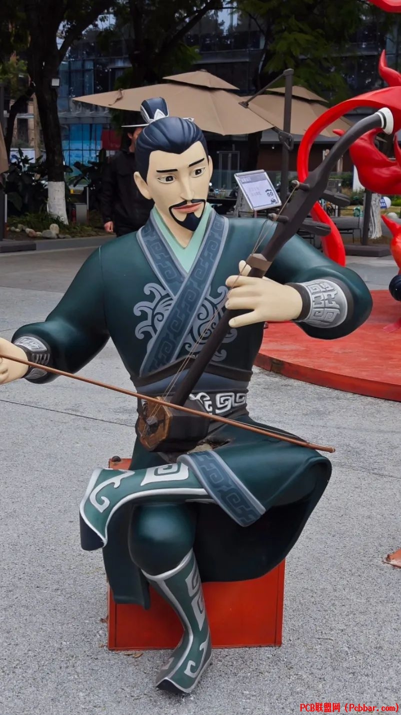 axe5g4sygdt640233854.jpg